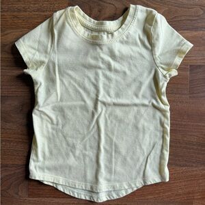 🌼5/$10🌼Cat & Jack light yellow tee 4t